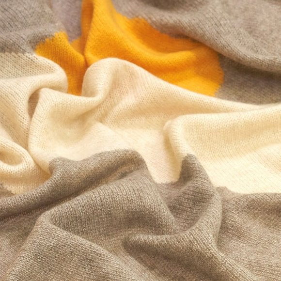 Pure Cashmere scarf, Best cashmere scarf, Cozy Shoulder Wrap, Lightweight Scarf - Picture 4 of 10